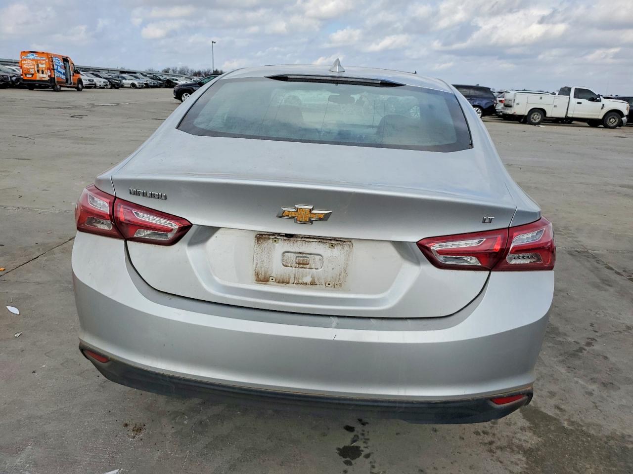2022 CHEVROLET MALIBU LT photo 6