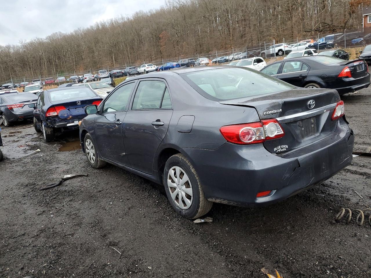 2011 TOYOTA COROLLA BASE photo 2