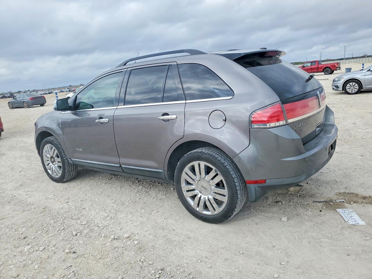 2010 LINCOLN MKX photo 2