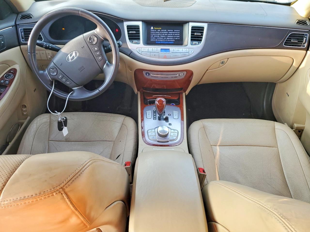 2012 HYUNDAI GENESIS 3.8L photo 8