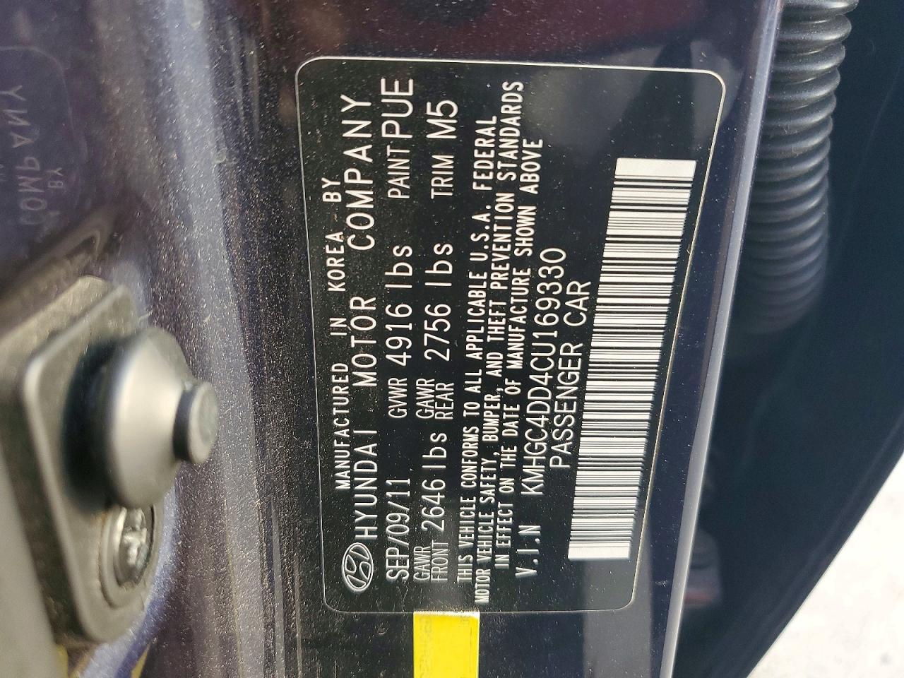2012 HYUNDAI GENESIS 3.8L photo 12