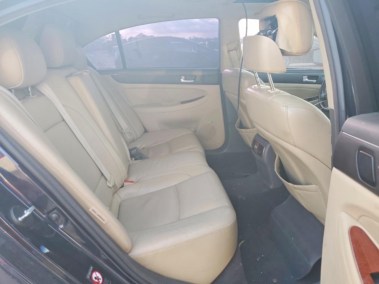 2012 HYUNDAI GENESIS 3.8L photo 10