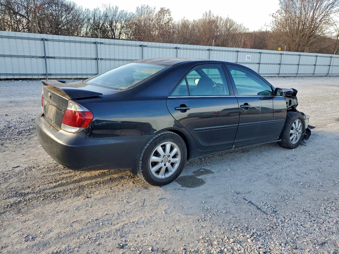 2006 TOYOTA CAMRY photo 3