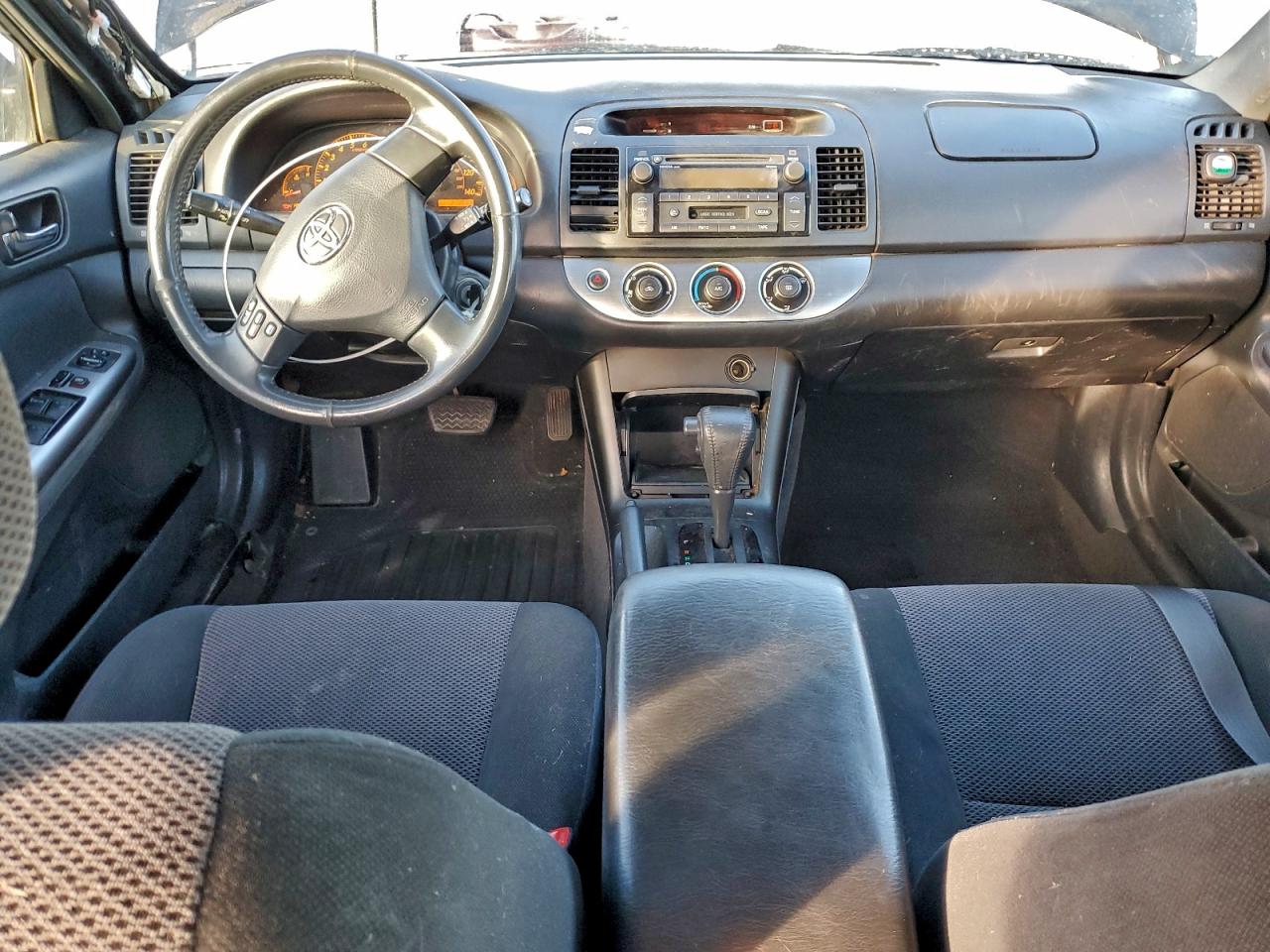 2006 TOYOTA CAMRY photo 8