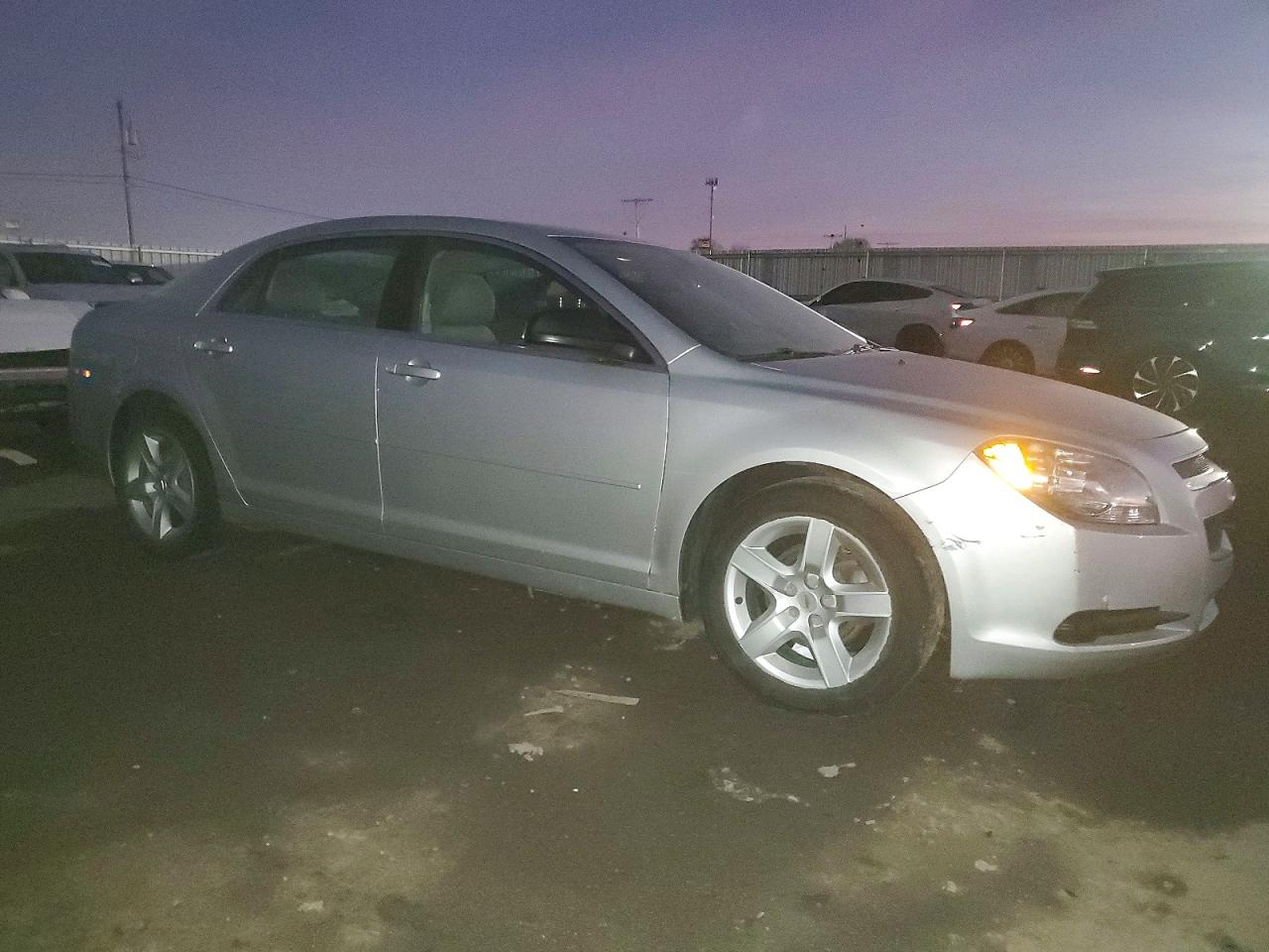 2011 CHEVROLET MALIBU LS photo 4