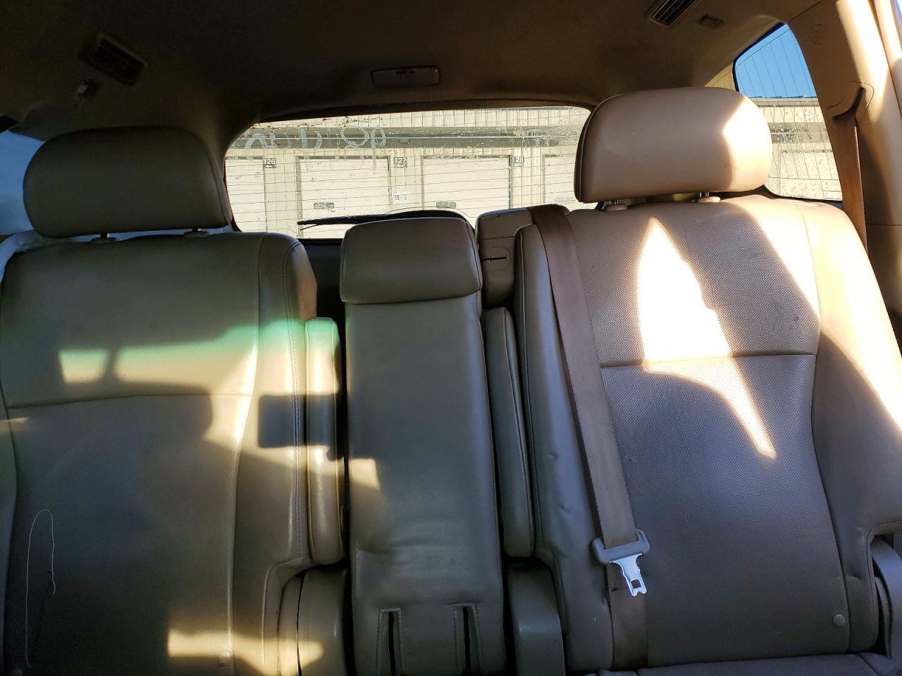 2013 TOYOTA HIGHLANDER LIMITED photo 10