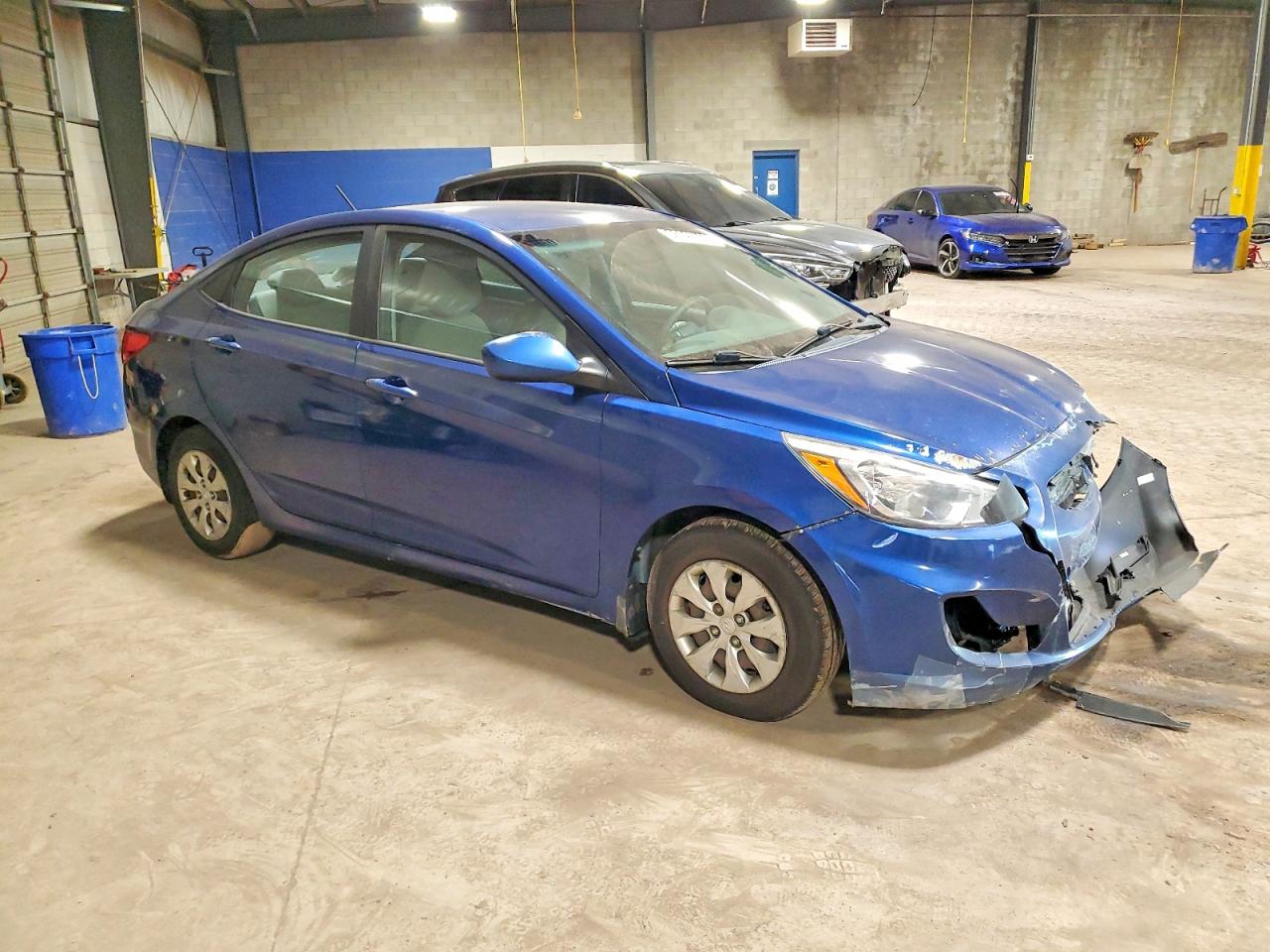 2016 HYUNDAI ACCENT SE photo 4