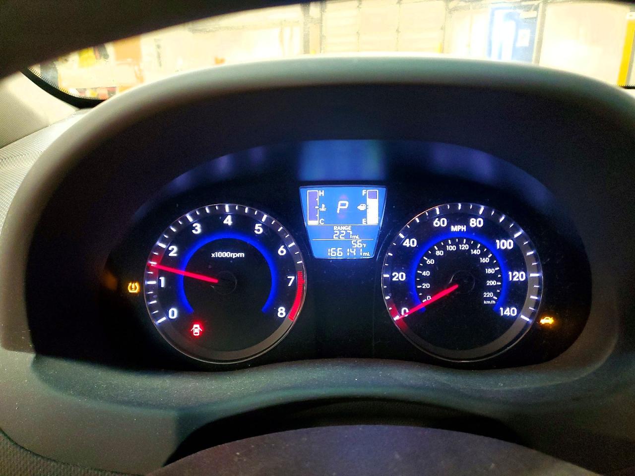 2016 HYUNDAI ACCENT SE photo 9