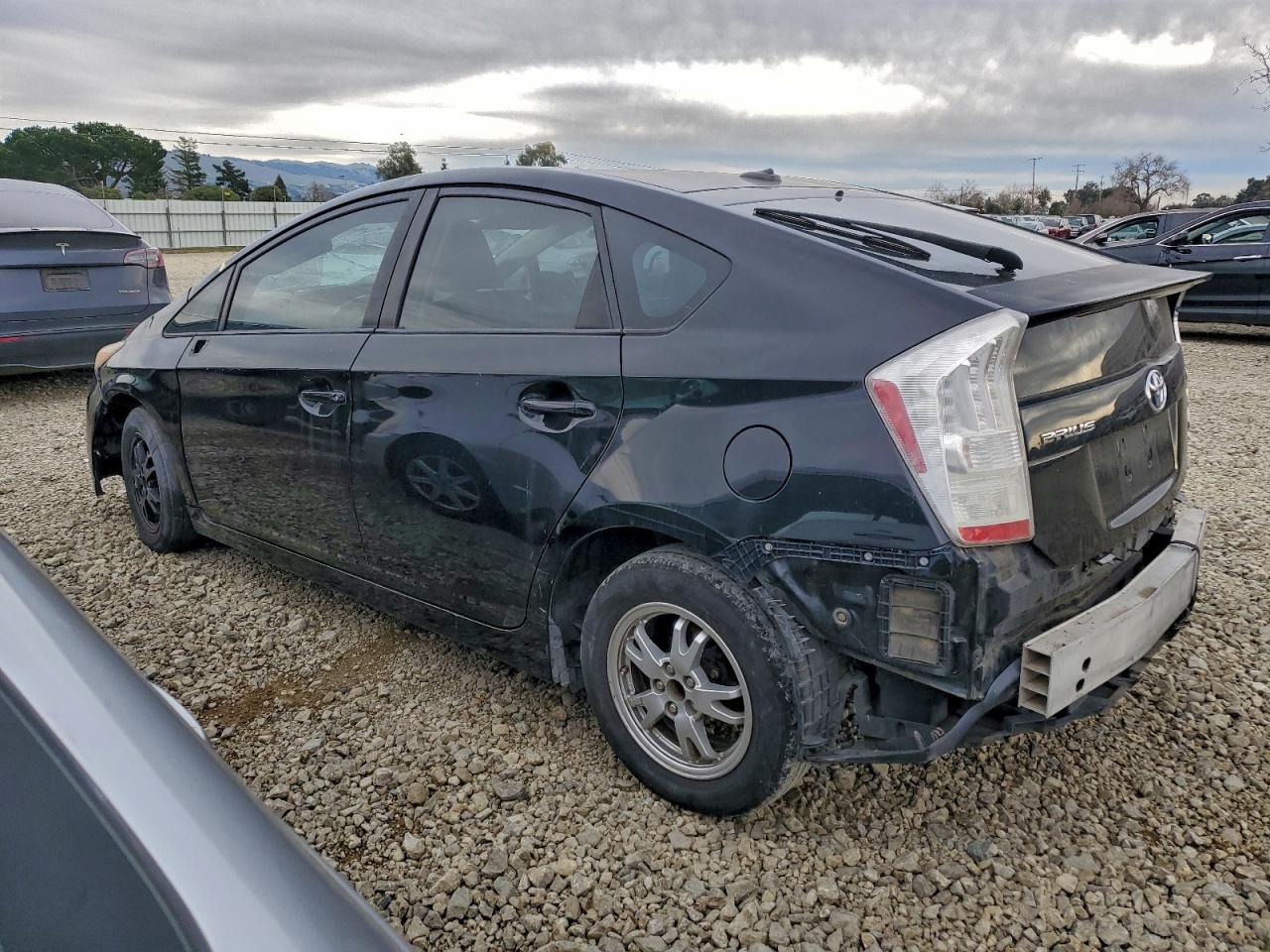 2010 TOYOTA PRIUS photo 2