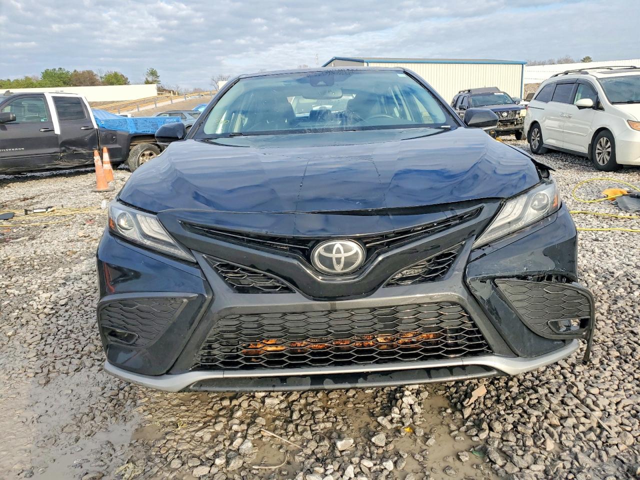 2021 TOYOTA CAMRY XSE photo 5