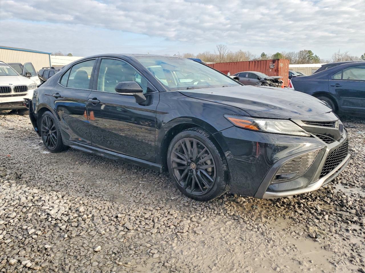 2021 TOYOTA CAMRY XSE photo 4