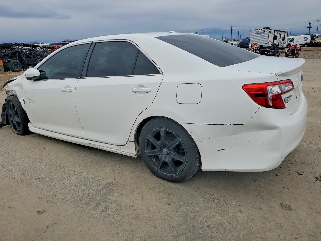 2012 TOYOTA CAMRY BASE photo 2