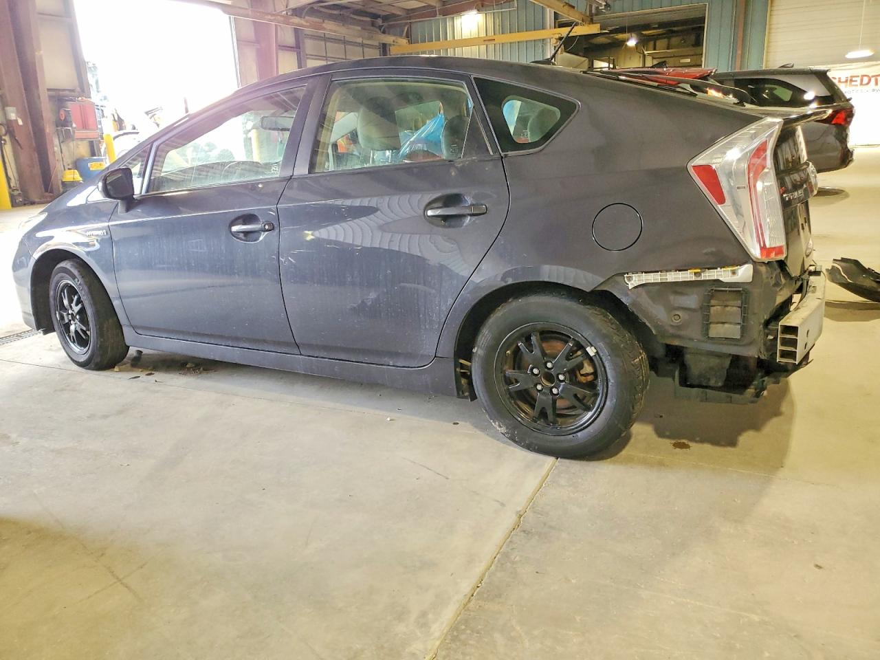 2013 TOYOTA PRIUS photo 2
