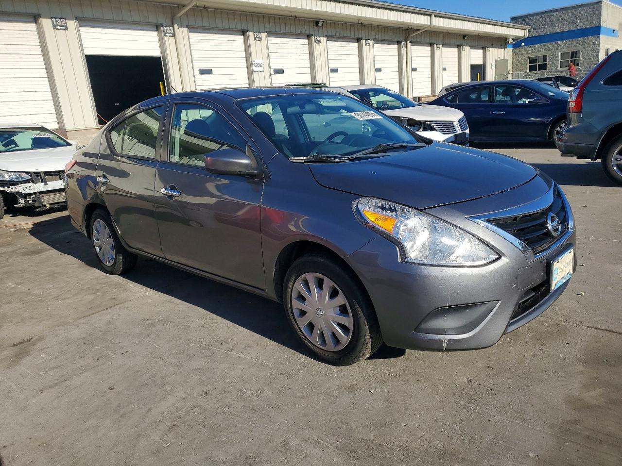 2018 NISSAN VERSA S photo 4