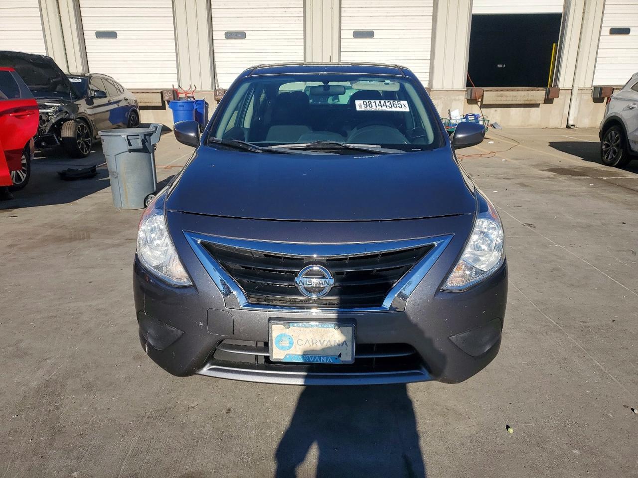 2018 NISSAN VERSA S photo 5