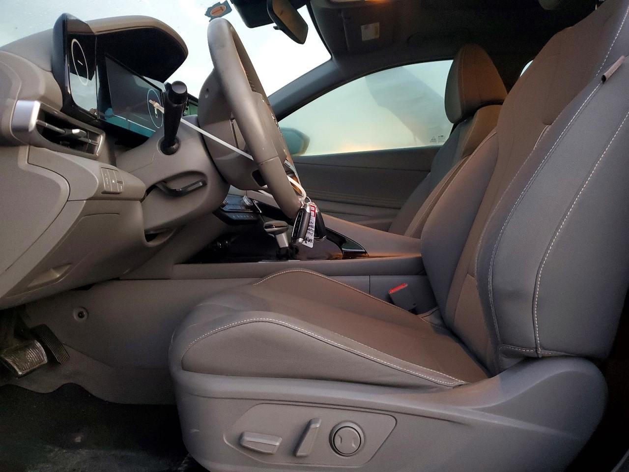 2021 HYUNDAI ELANTRA SEL photo 7