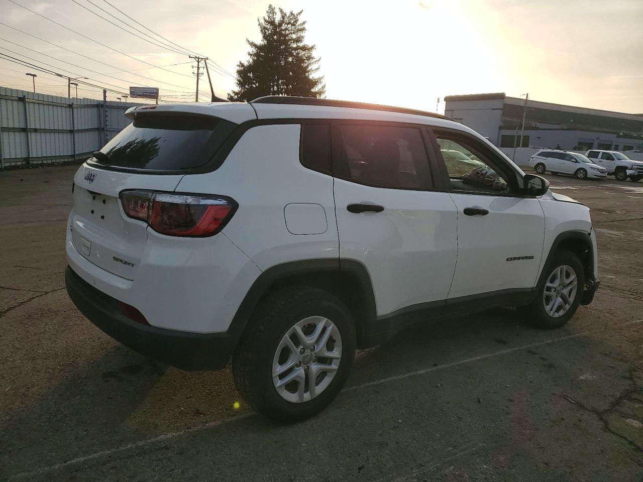 2017 JEEP COMPASS SPORT photo 3