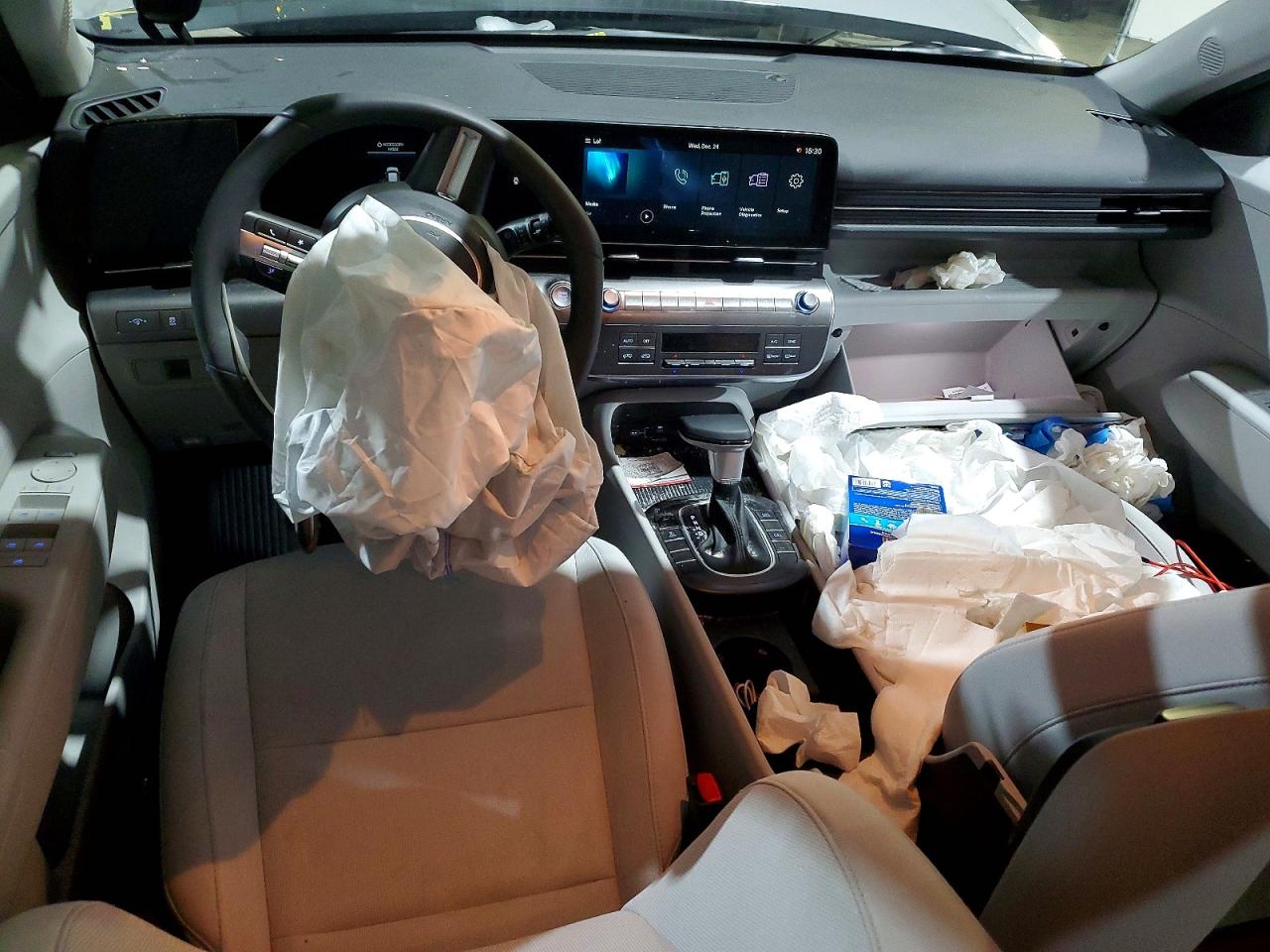 2025 HYUNDAI KONA SEL photo 15