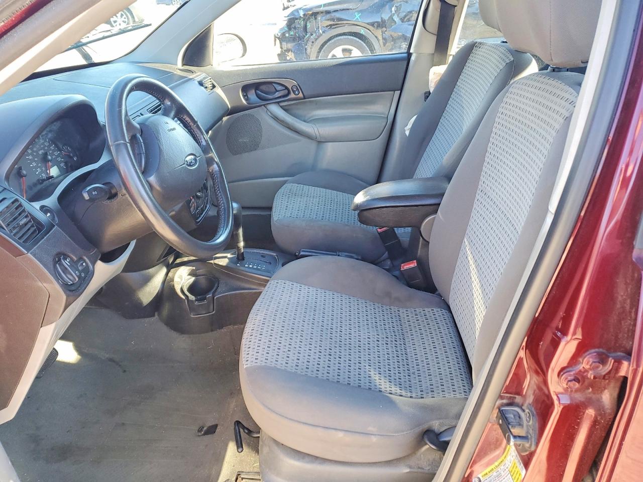 2007 FORD FOCUS ZX4 photo 7