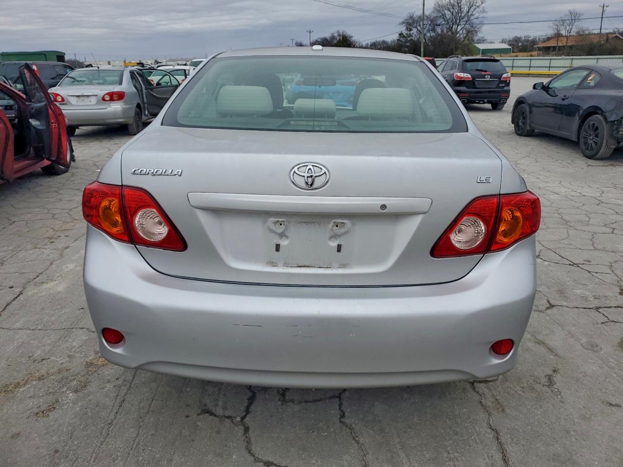 2010 TOYOTA COROLLA BASE photo 6