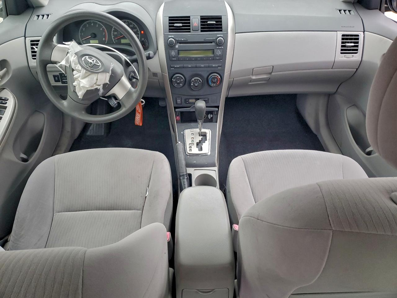 2010 TOYOTA COROLLA BASE photo 8