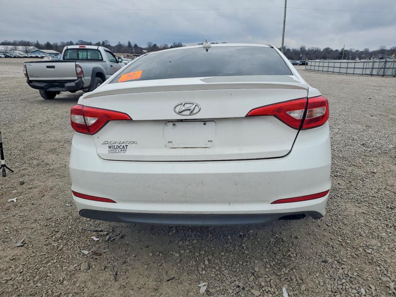 2016 HYUNDAI SONATA SE photo 6