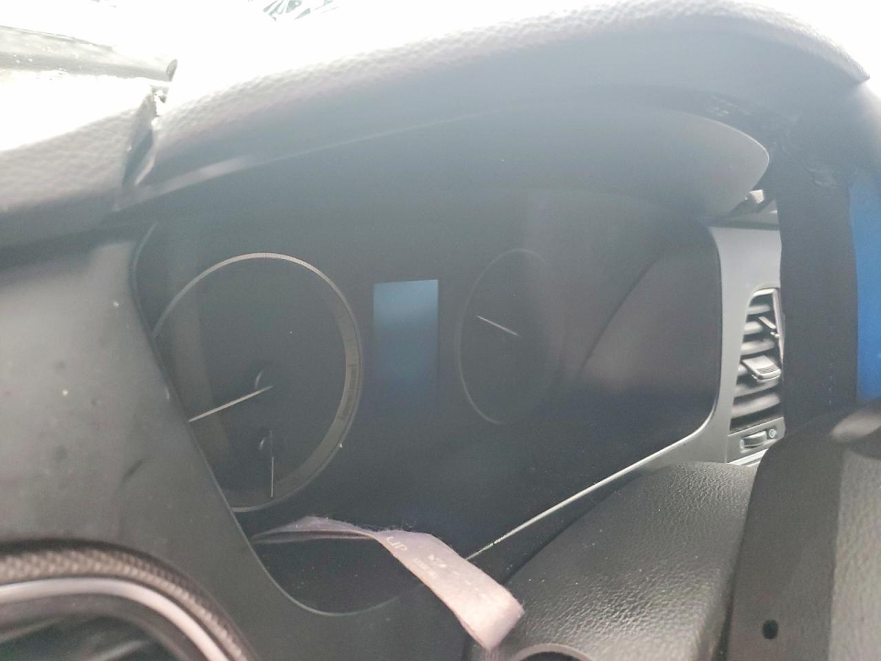 2016 HYUNDAI SONATA SE photo 9