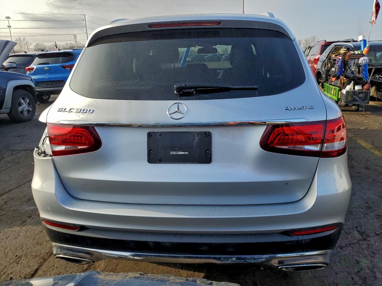 2018 MERCEDES-BENZ GLC 300 4MATIC photo 6