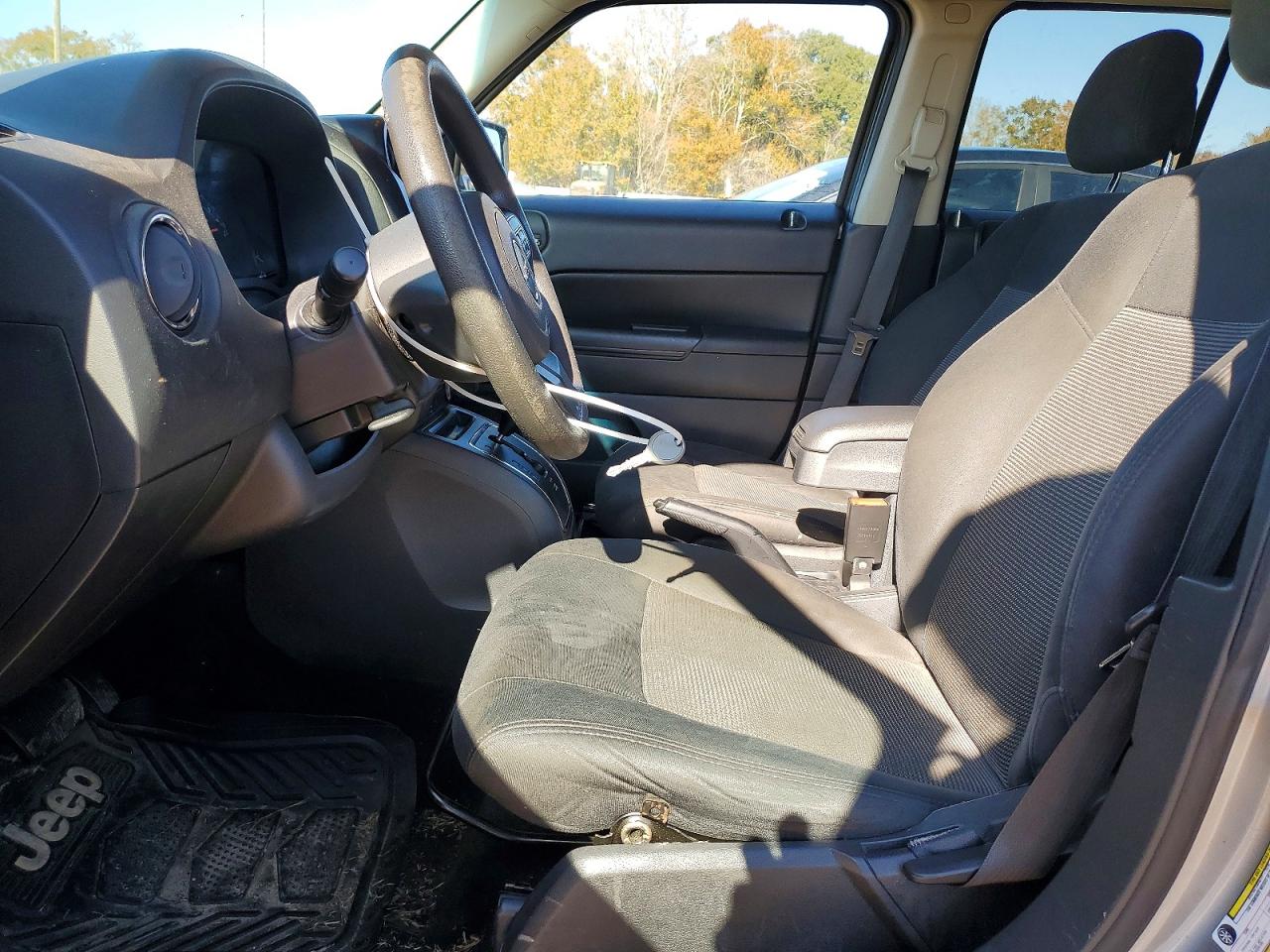 2015 JEEP PATRIOT SPORT photo 7