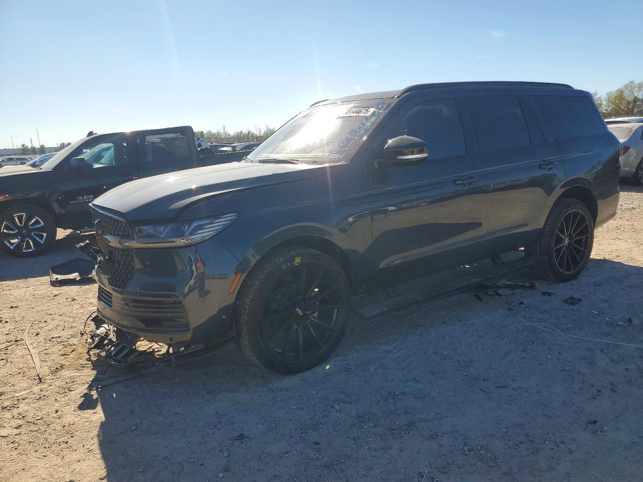 2025 LINCOLN NAVIGATOR