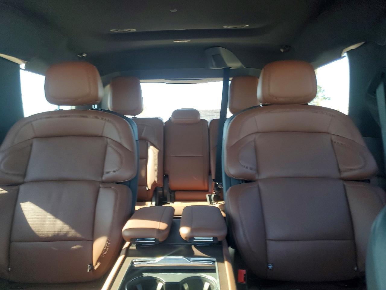 2025 LINCOLN NAVIGATOR RESERVE photo 10