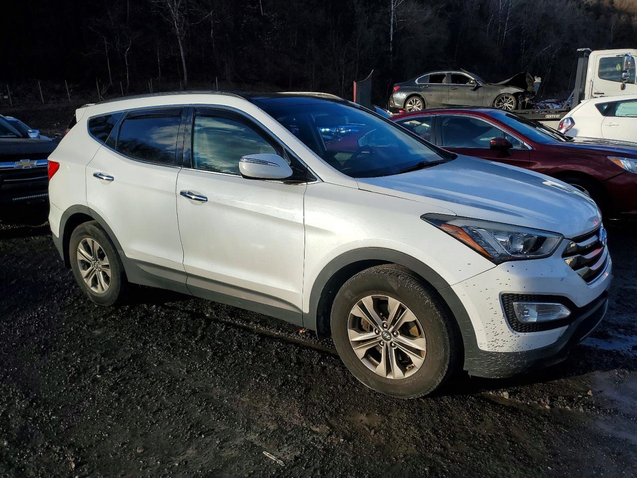 2016 HYUNDAI SANTA FE SPORT photo 4