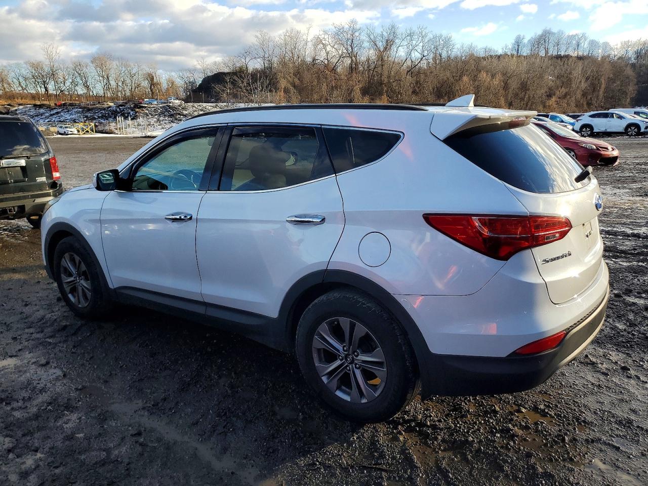 2016 HYUNDAI SANTA FE SPORT photo 2