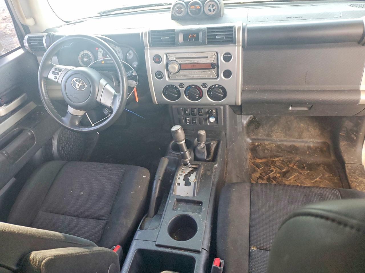 2007 TOYOTA FJ CRUISER photo 8