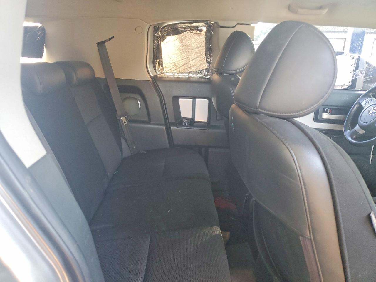 2007 TOYOTA FJ CRUISER photo 11