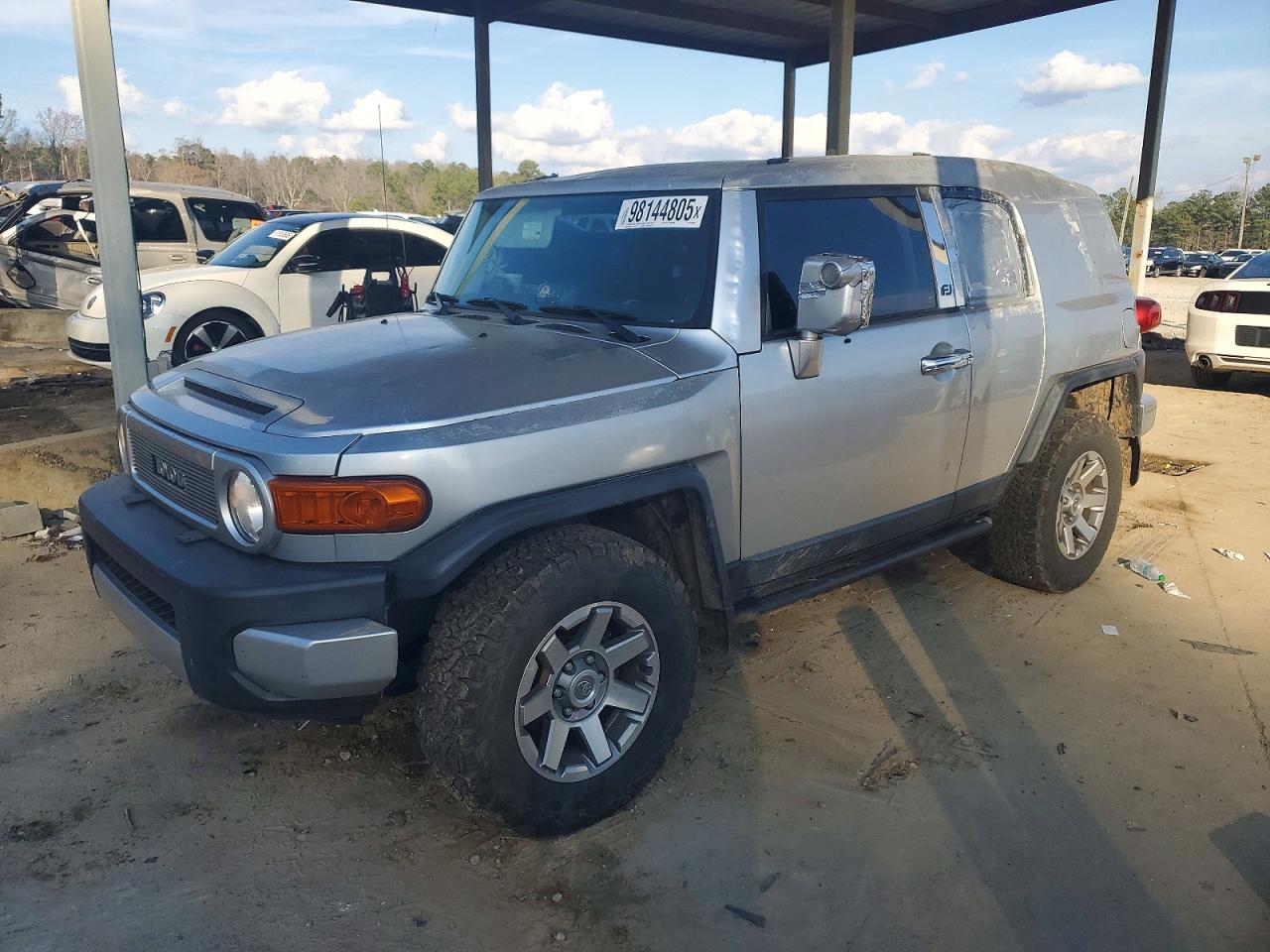 2007 TOYOTA FJ CRUISER