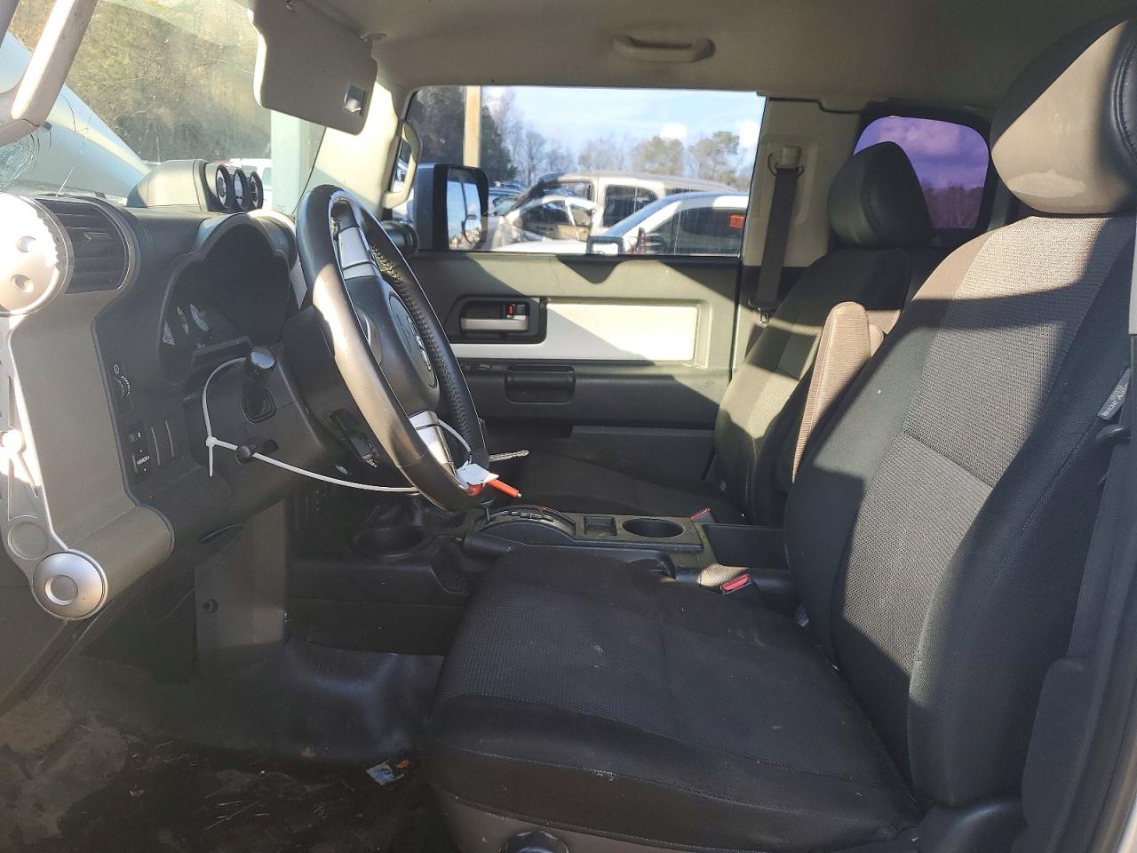 2007 TOYOTA FJ CRUISER photo 7