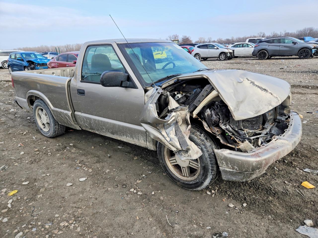 1999 CHEVROLET S TRUCK S10 photo 4