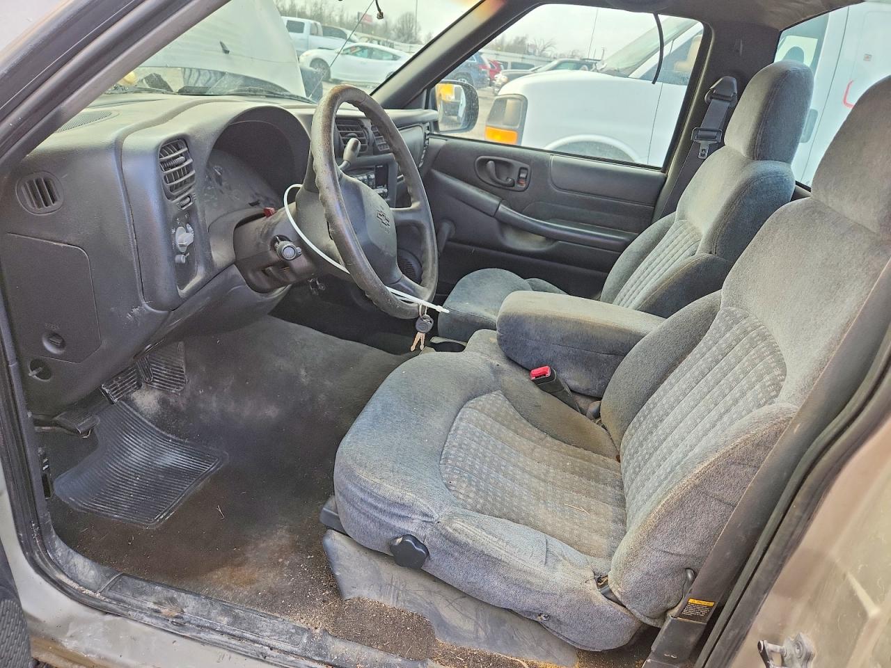 1999 CHEVROLET S TRUCK S10 photo 7