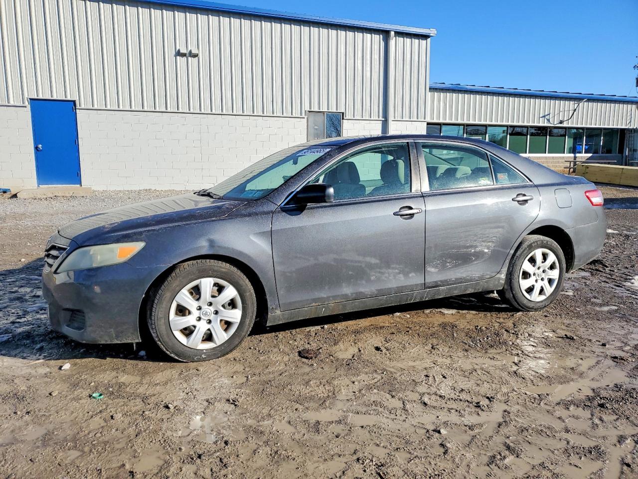 2010 TOYOTA CAMRY