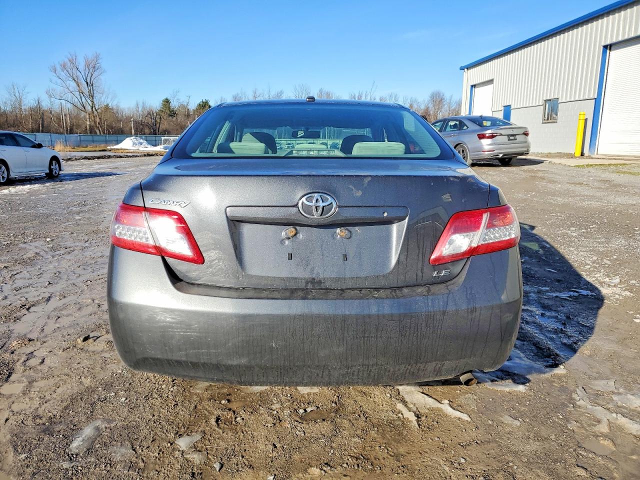 2010 TOYOTA CAMRY BASE photo 6