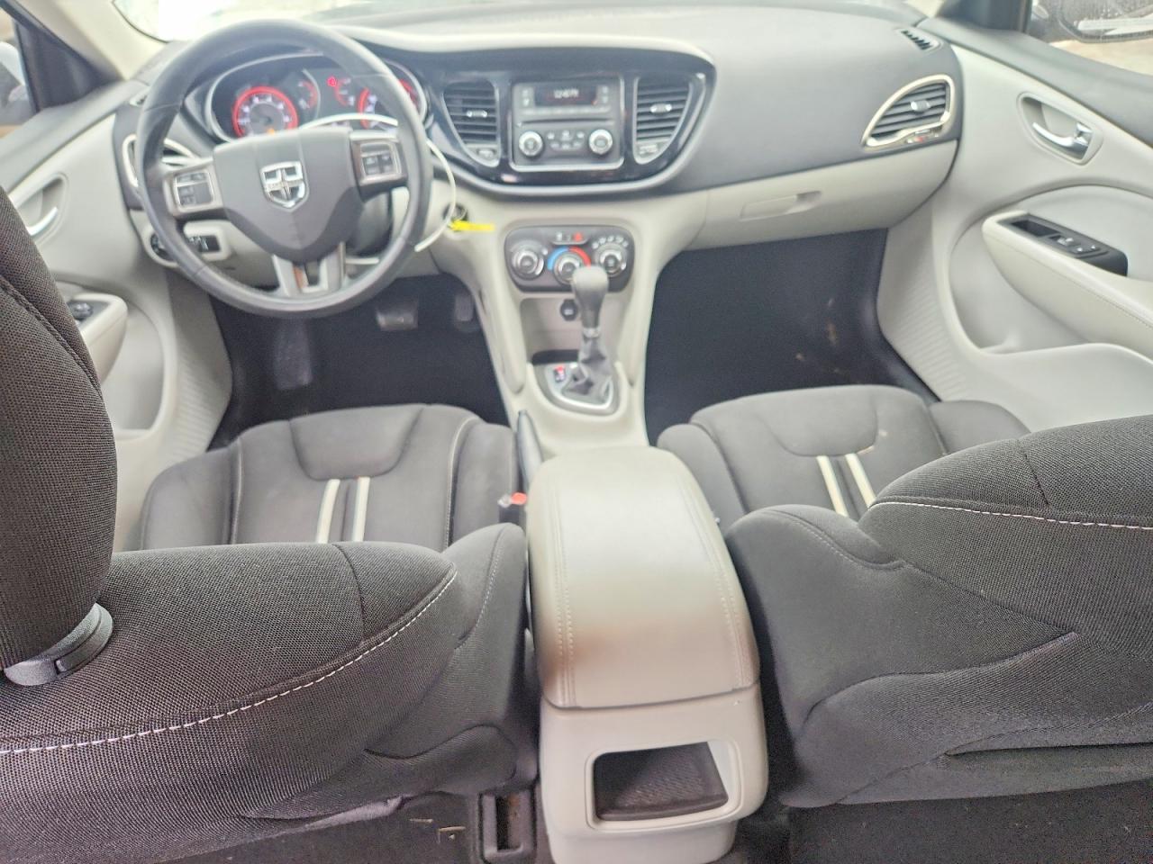 2013 DODGE DART SXT photo 8
