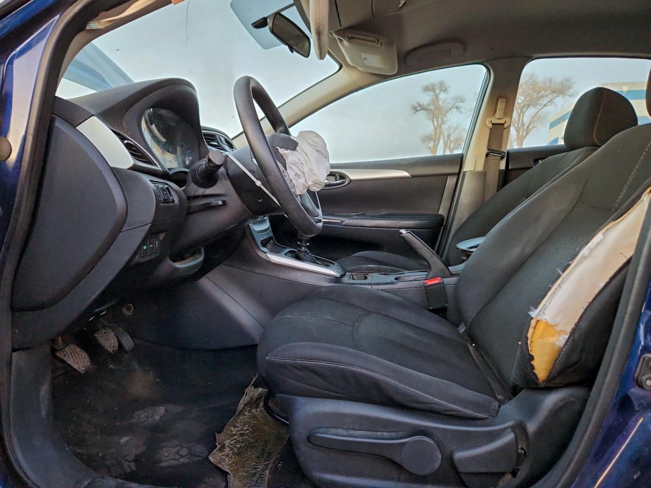 2017 NISSAN SENTRA S photo 7