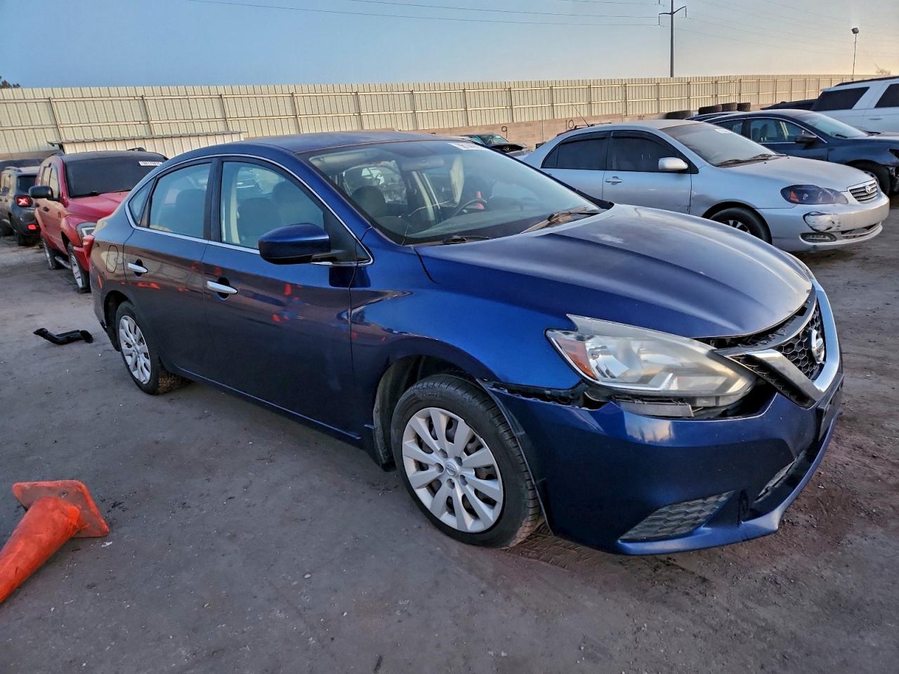 2017 NISSAN SENTRA S photo 4