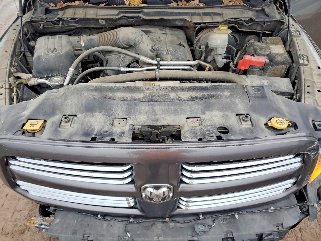 2016 RAM 1500 SPORT photo 11