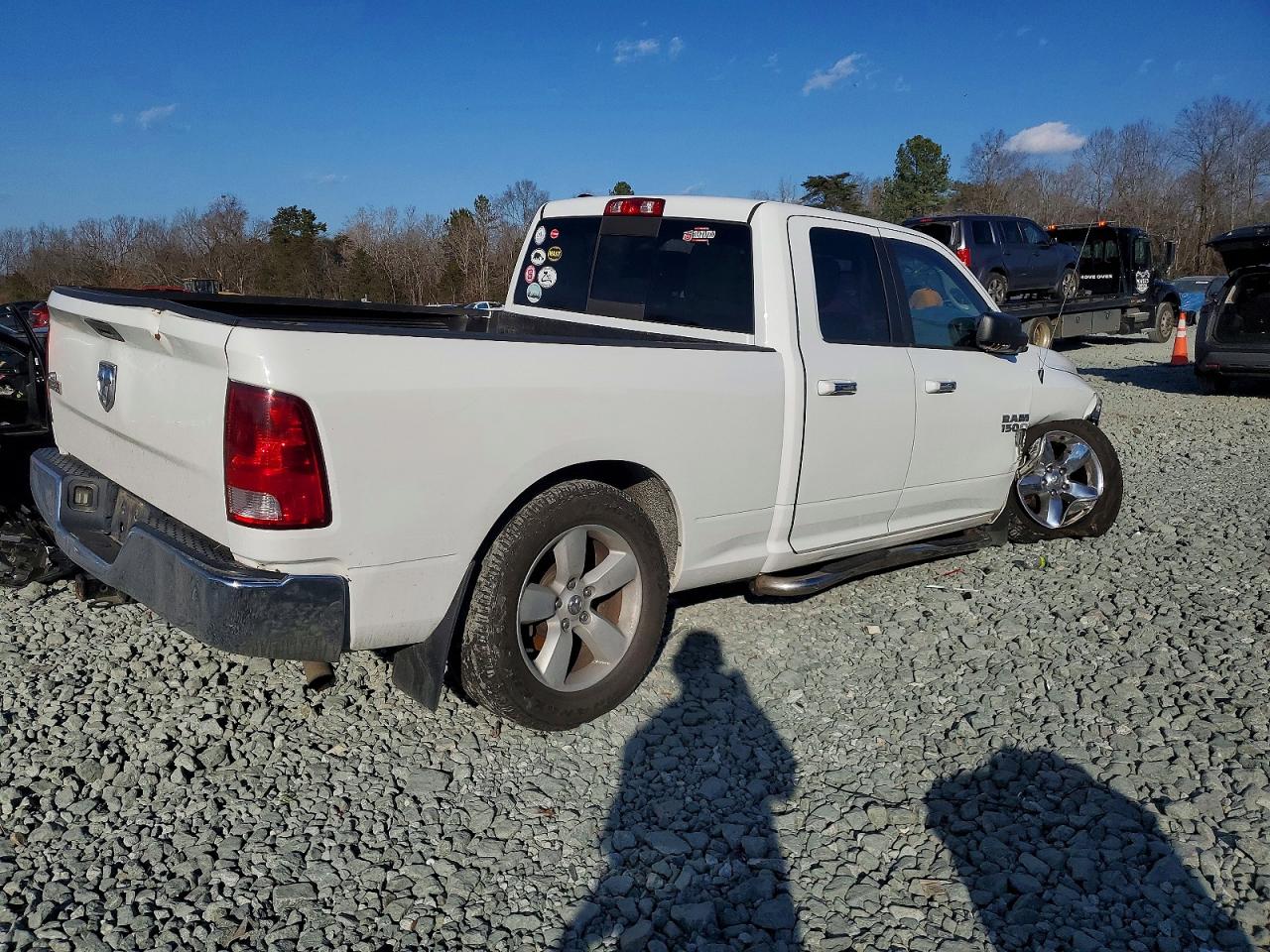 2014 RAM 1500 SLT photo 3