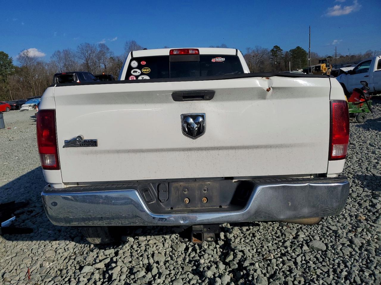 2014 RAM 1500 SLT photo 6