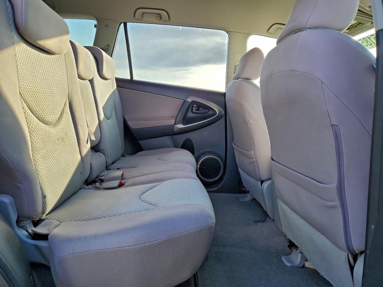 2007 TOYOTA RAV4 photo 10