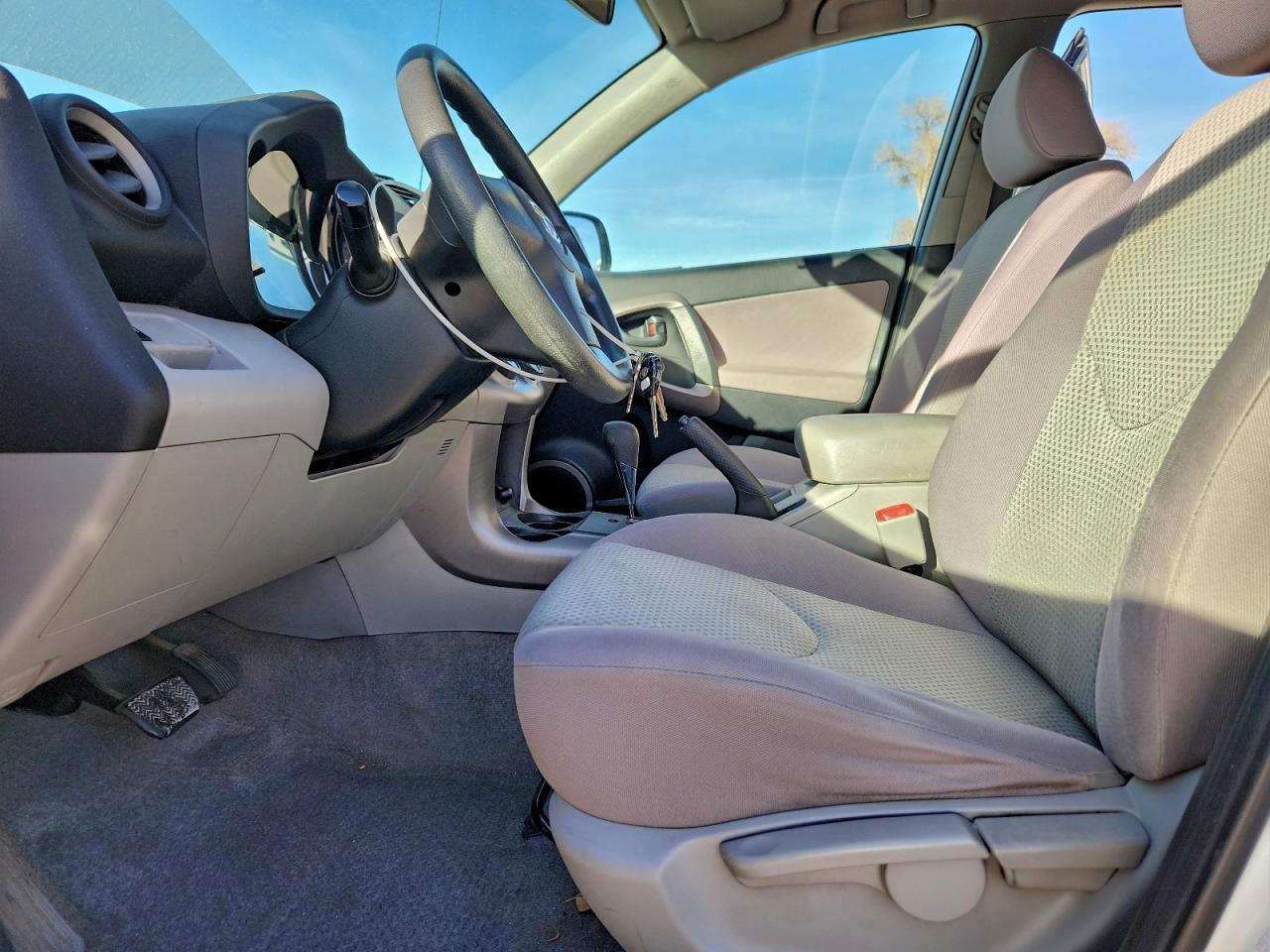 2007 TOYOTA RAV4 photo 7
