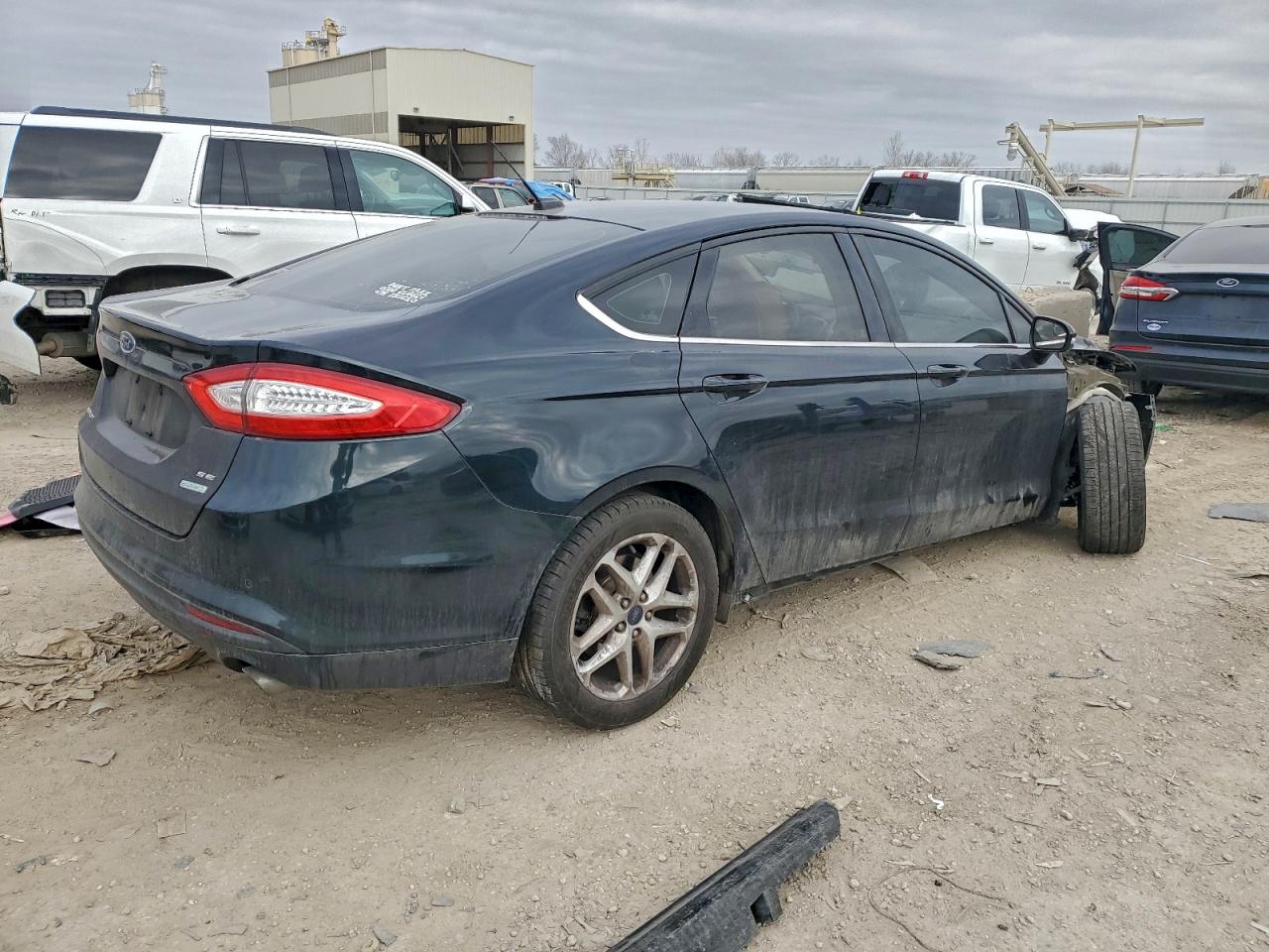 2014 FORD FUSION SE photo 3